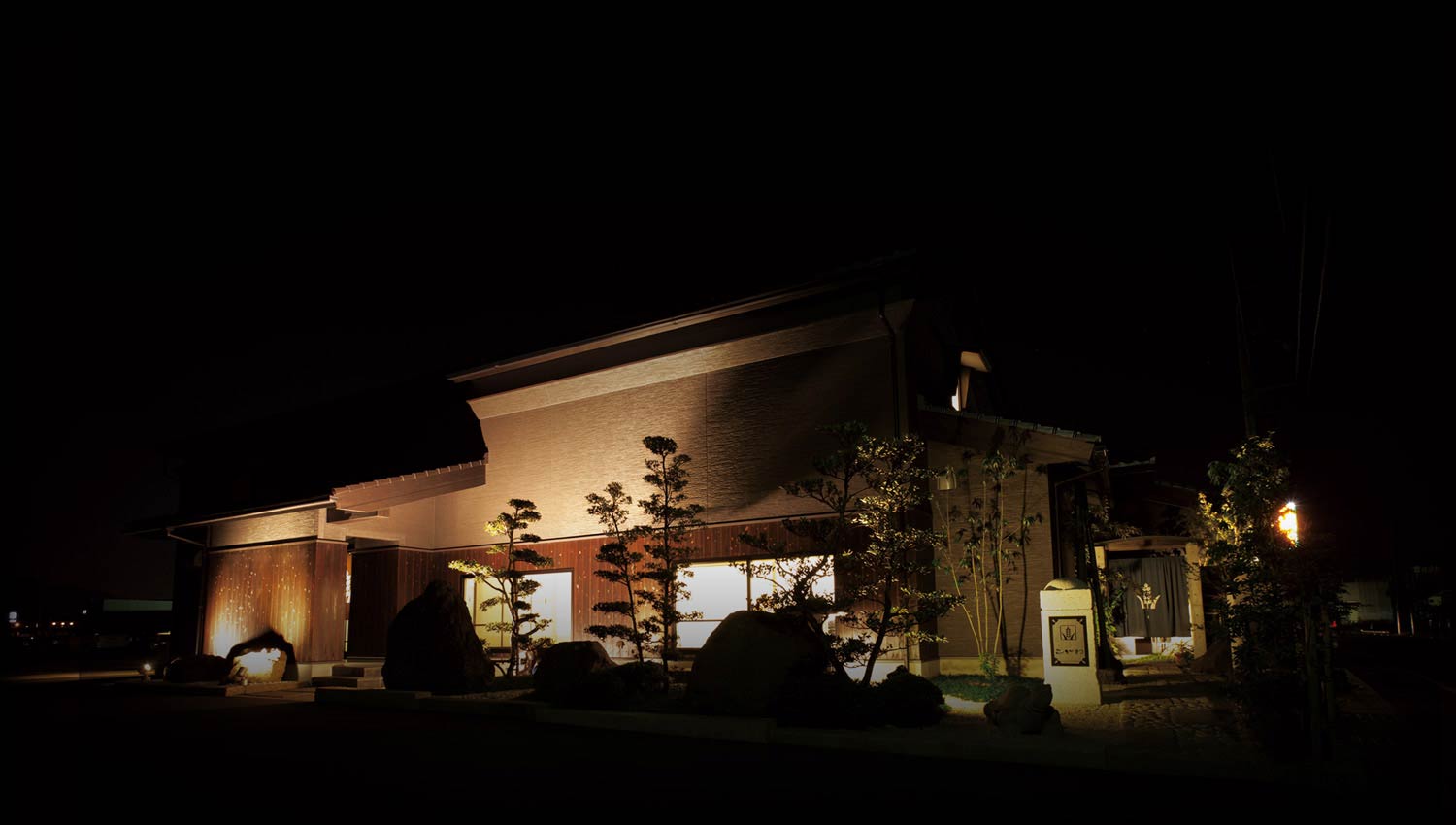 こがね寿し店舗 | 滋賀県愛知郡愛荘町のお寿司・和食・創作料理が楽しめるお店